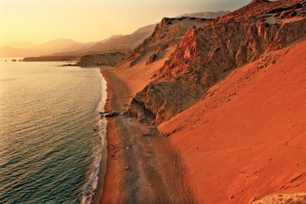 Kerames Petrino Paradosiako المظهر الخارجي الصورة
